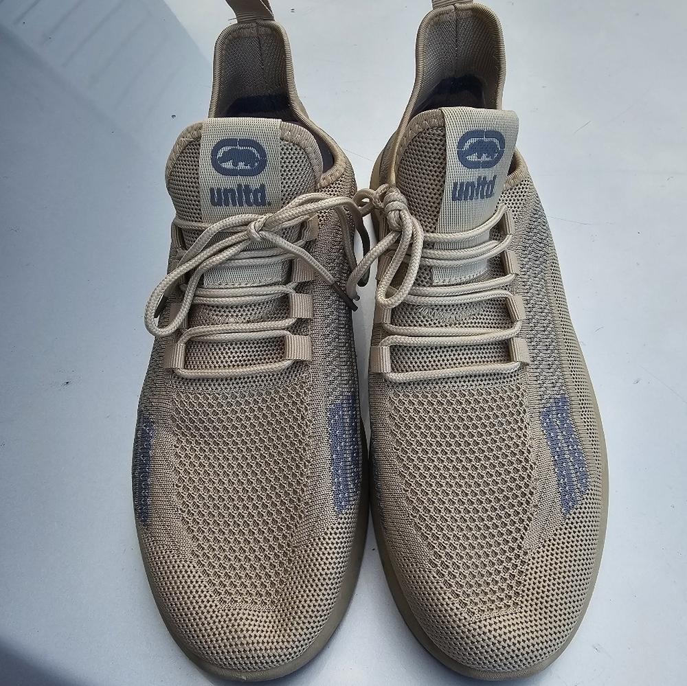 Tan and Blue Modern Sneakers with Breathable Knit Design